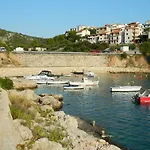 Apartman Holiday Apartment *